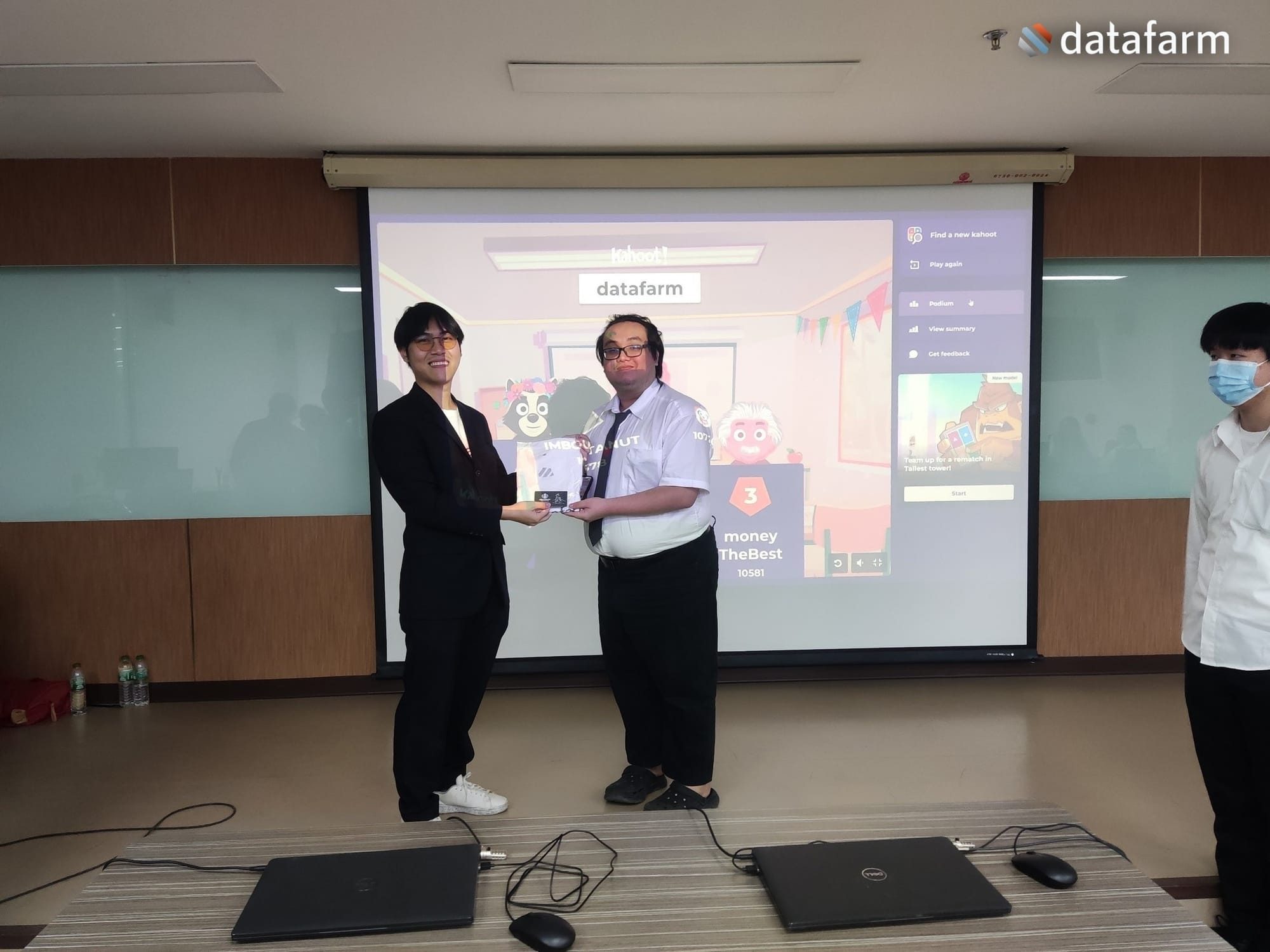 ทีมงานดาต้าฟาร์มให้ความรู้และคำแนะนำในสายงานด้าน Cyber Security ที่มหาวิทยาลัยศรีนครินทรวิโรฒ