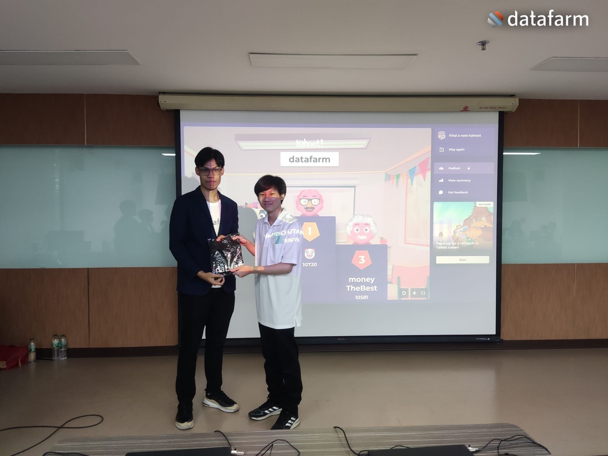 ทีมงานดาต้าฟาร์มให้ความรู้และคำแนะนำในสายงานด้าน Cyber Security ที่มหาวิทยาลัยศรีนครินทรวิโรฒ