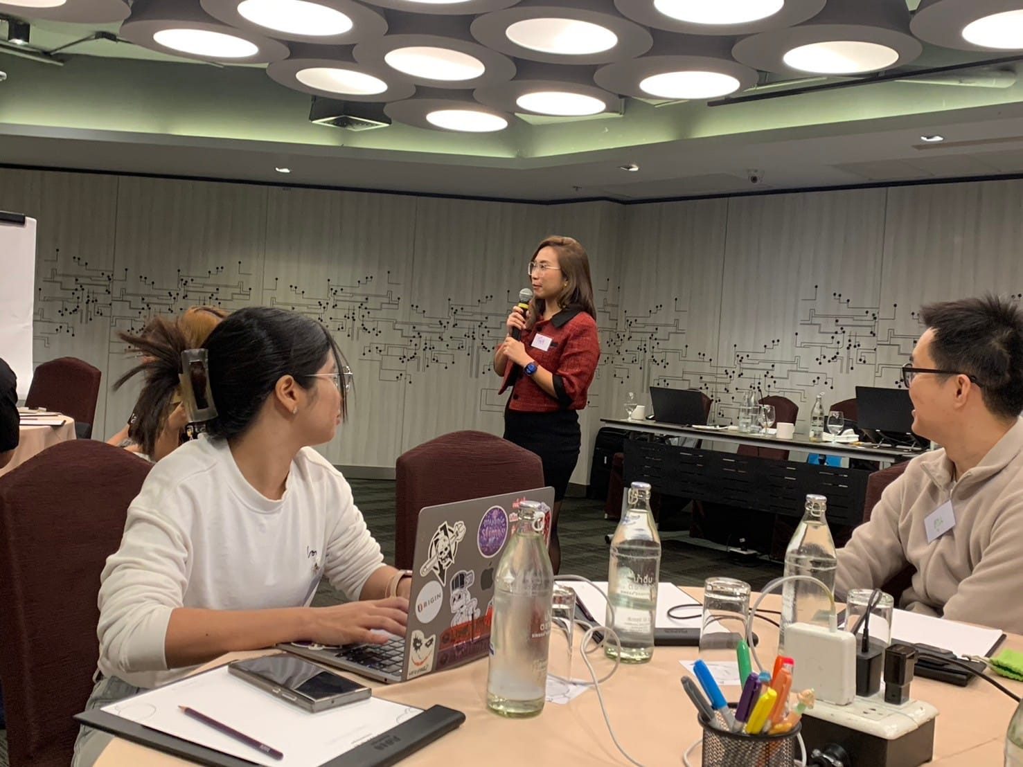 บรรยากาศการอบรมภายใน หลักสูตร Mastering Story Telling and Presentation Skills