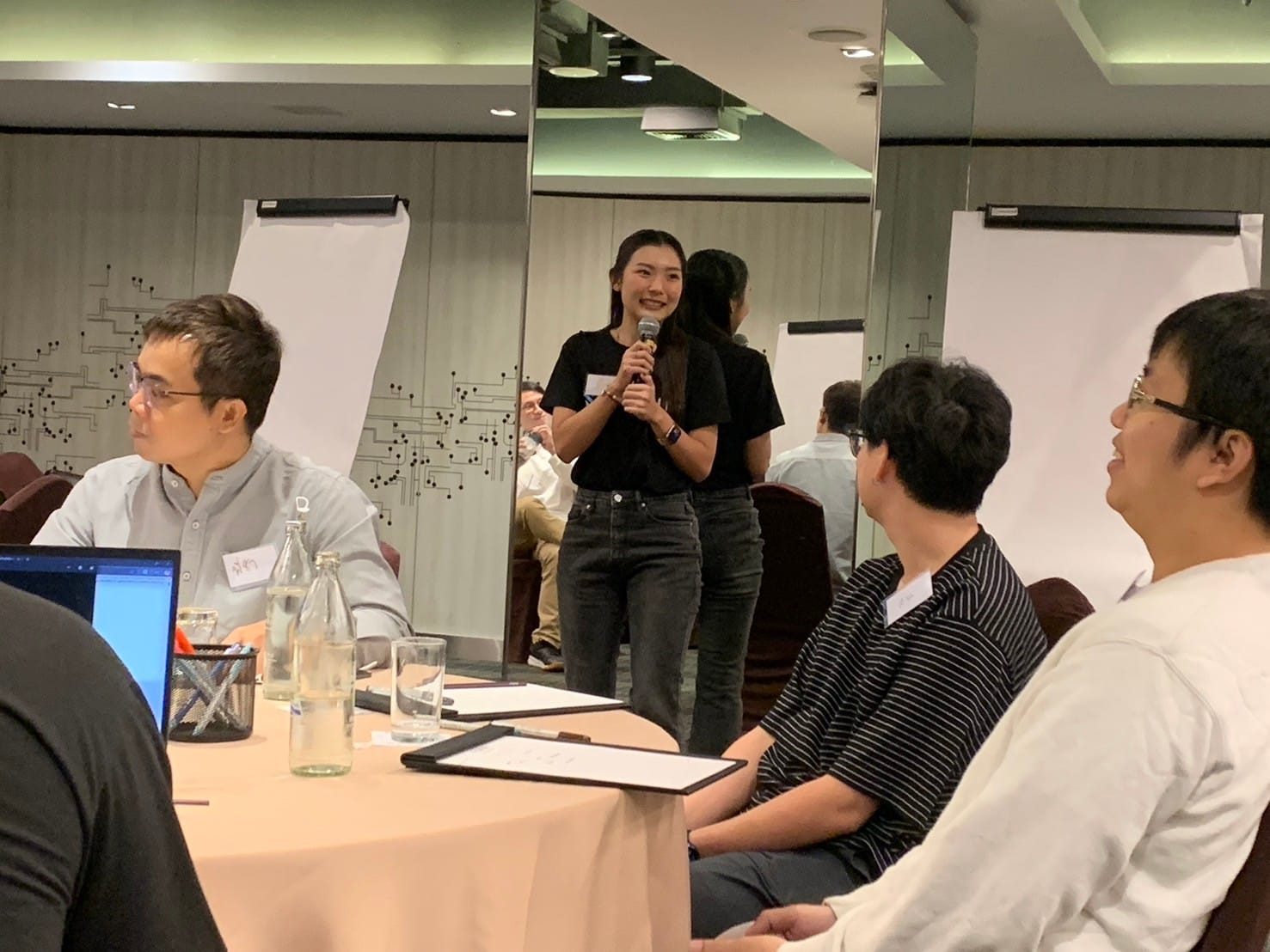 บรรยากาศการอบรมภายใน หลักสูตร Mastering Story Telling and Presentation Skills