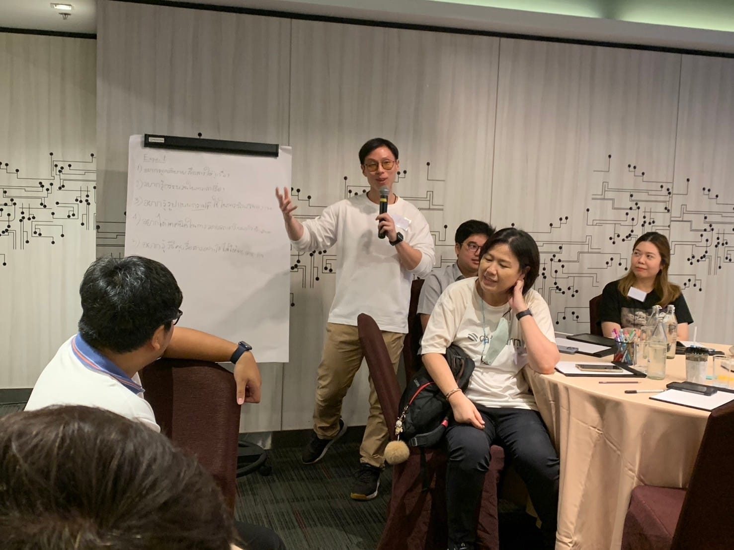 บรรยากาศการอบรมภายใน หลักสูตร Mastering Story Telling and Presentation Skills